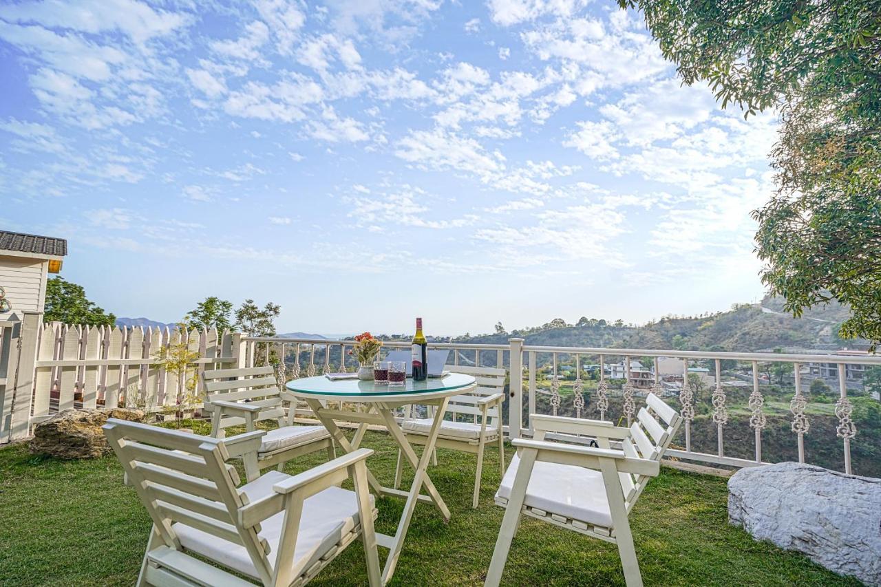 Saffronstays Woodpeckers Villa, Dehradun Rājpur エクステリア 写真