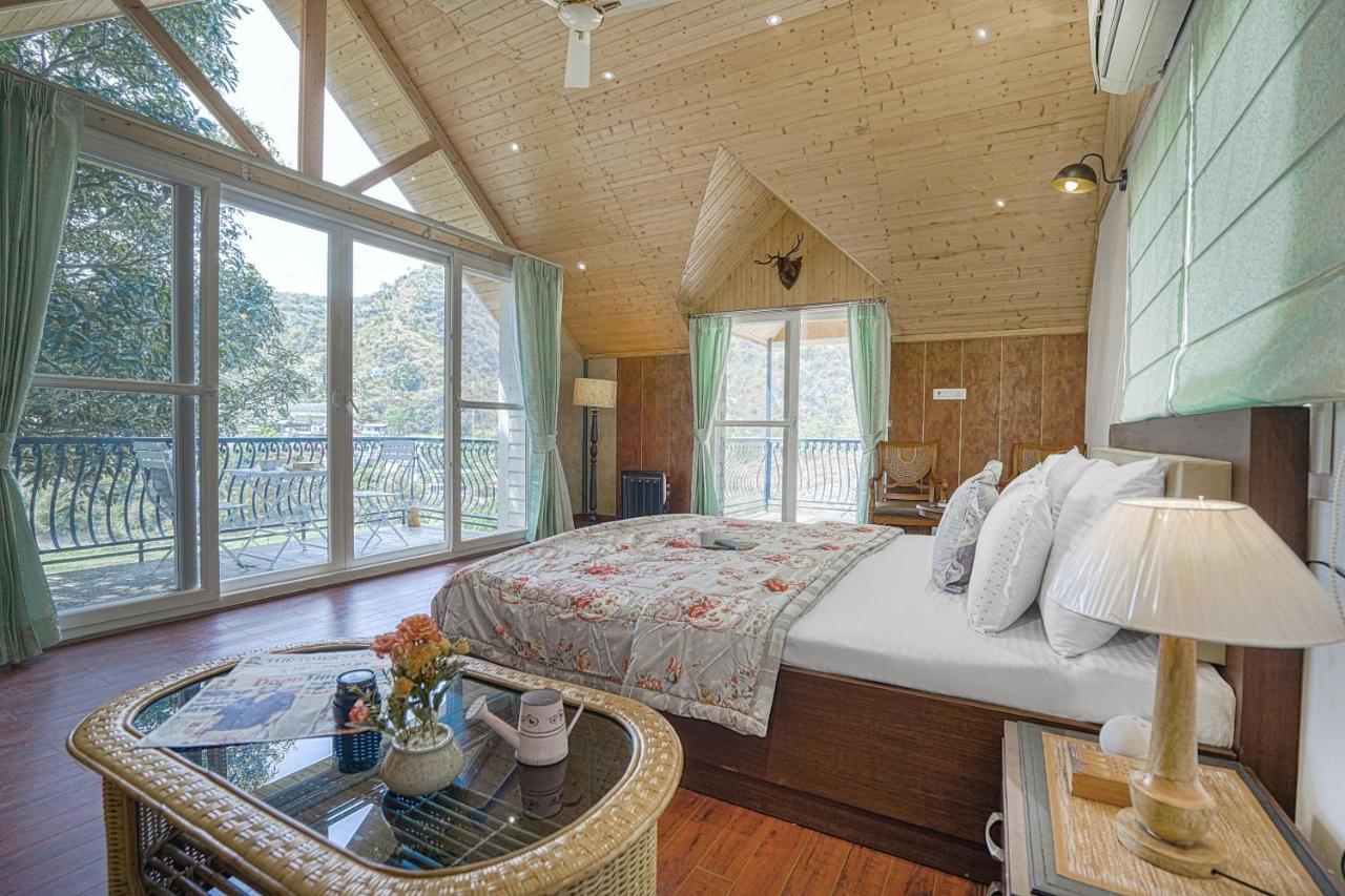 Saffronstays Woodpeckers Villa, Dehradun Rājpur エクステリア 写真