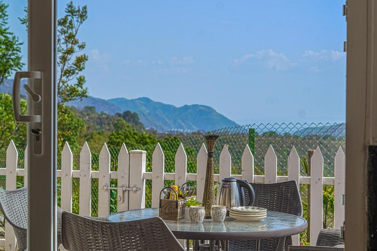 Saffronstays Woodpeckers Villa, Dehradun Rājpur エクステリア 写真