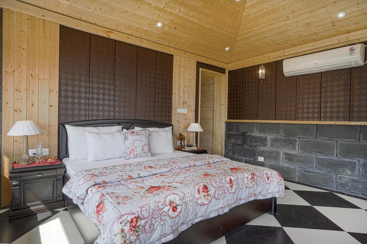 Saffronstays Woodpeckers Villa, Dehradun Rājpur エクステリア 写真