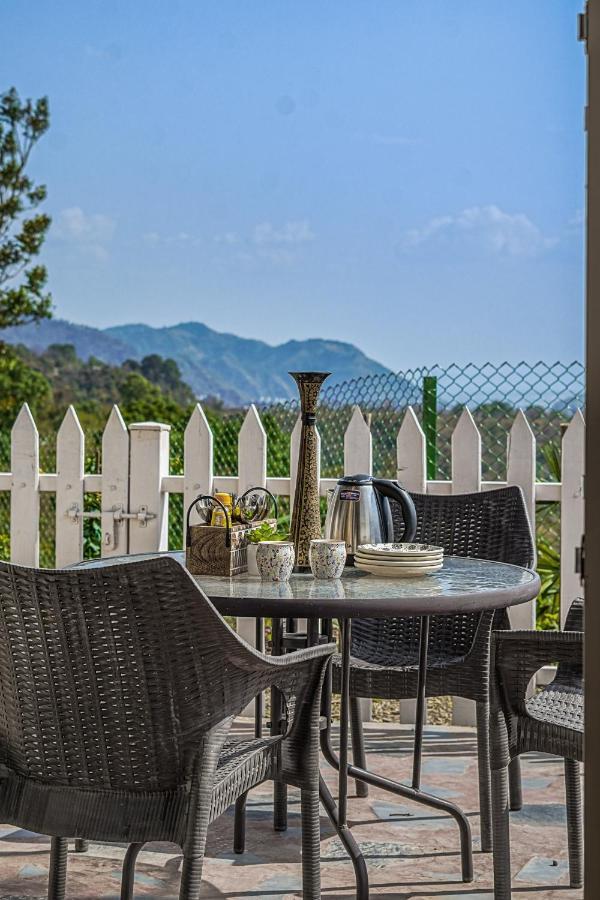 Saffronstays Woodpeckers Villa, Dehradun Rājpur エクステリア 写真