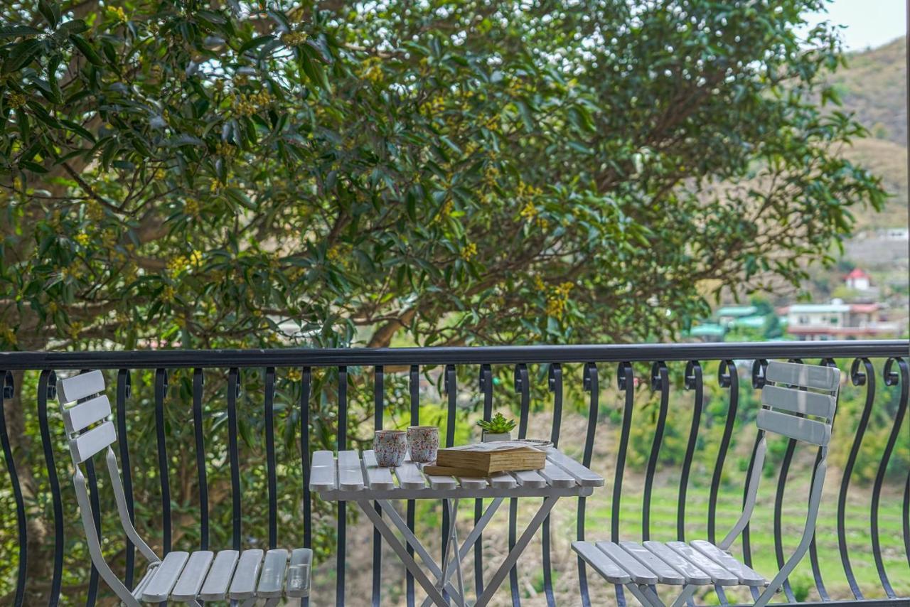Saffronstays Woodpeckers Villa, Dehradun Rājpur エクステリア 写真