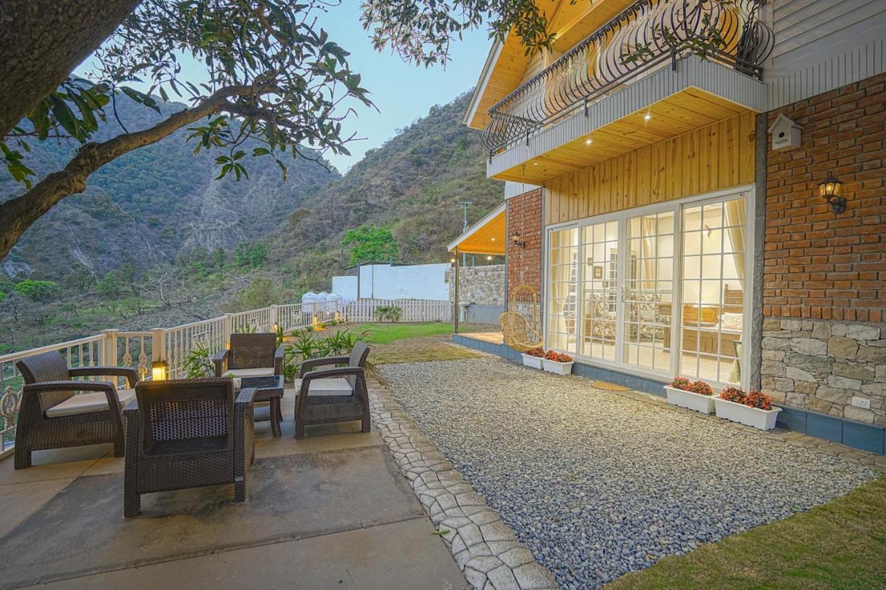 Saffronstays Woodpeckers Villa, Dehradun Rājpur エクステリア 写真