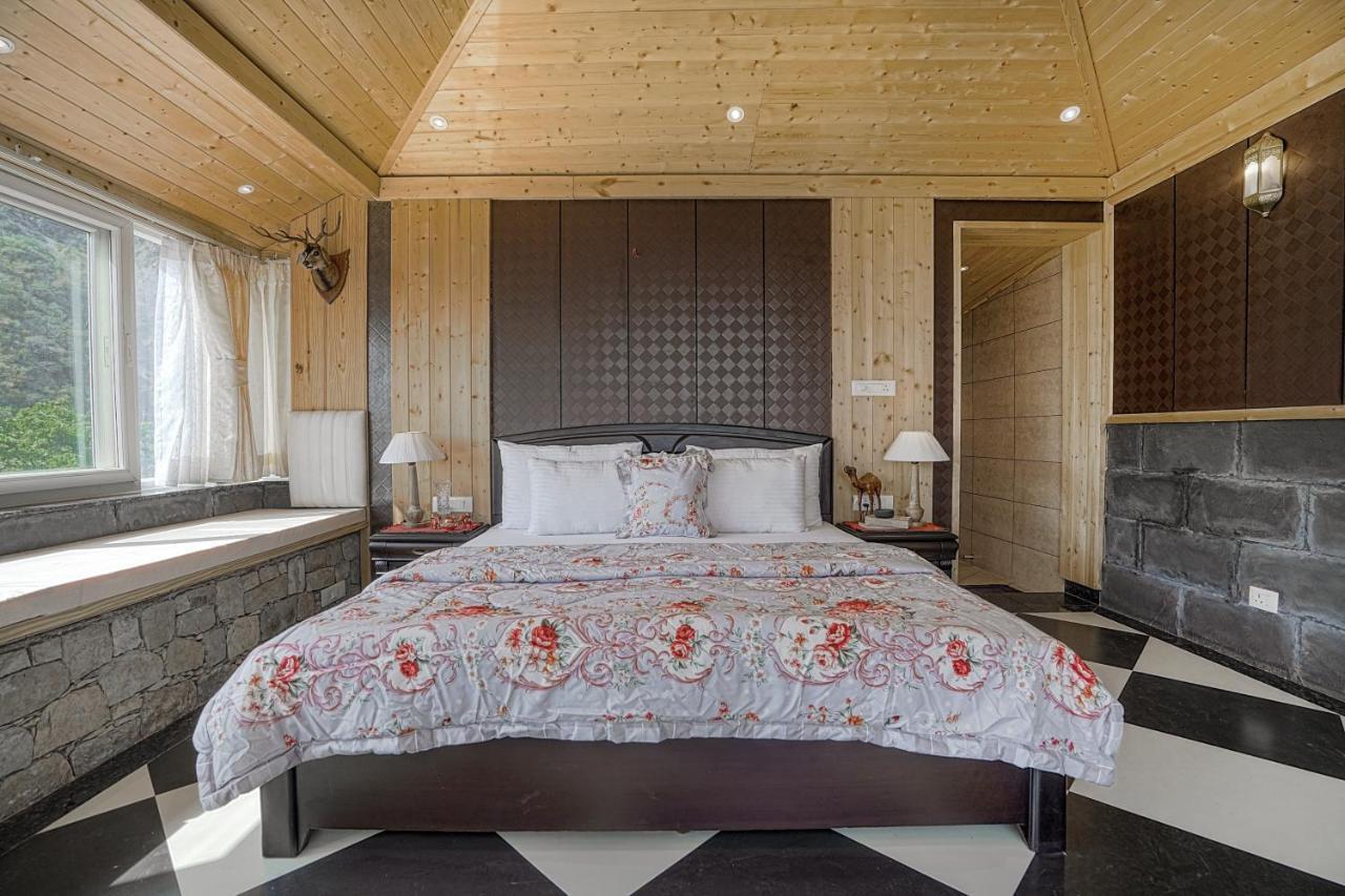 Saffronstays Woodpeckers Villa, Dehradun Rājpur エクステリア 写真