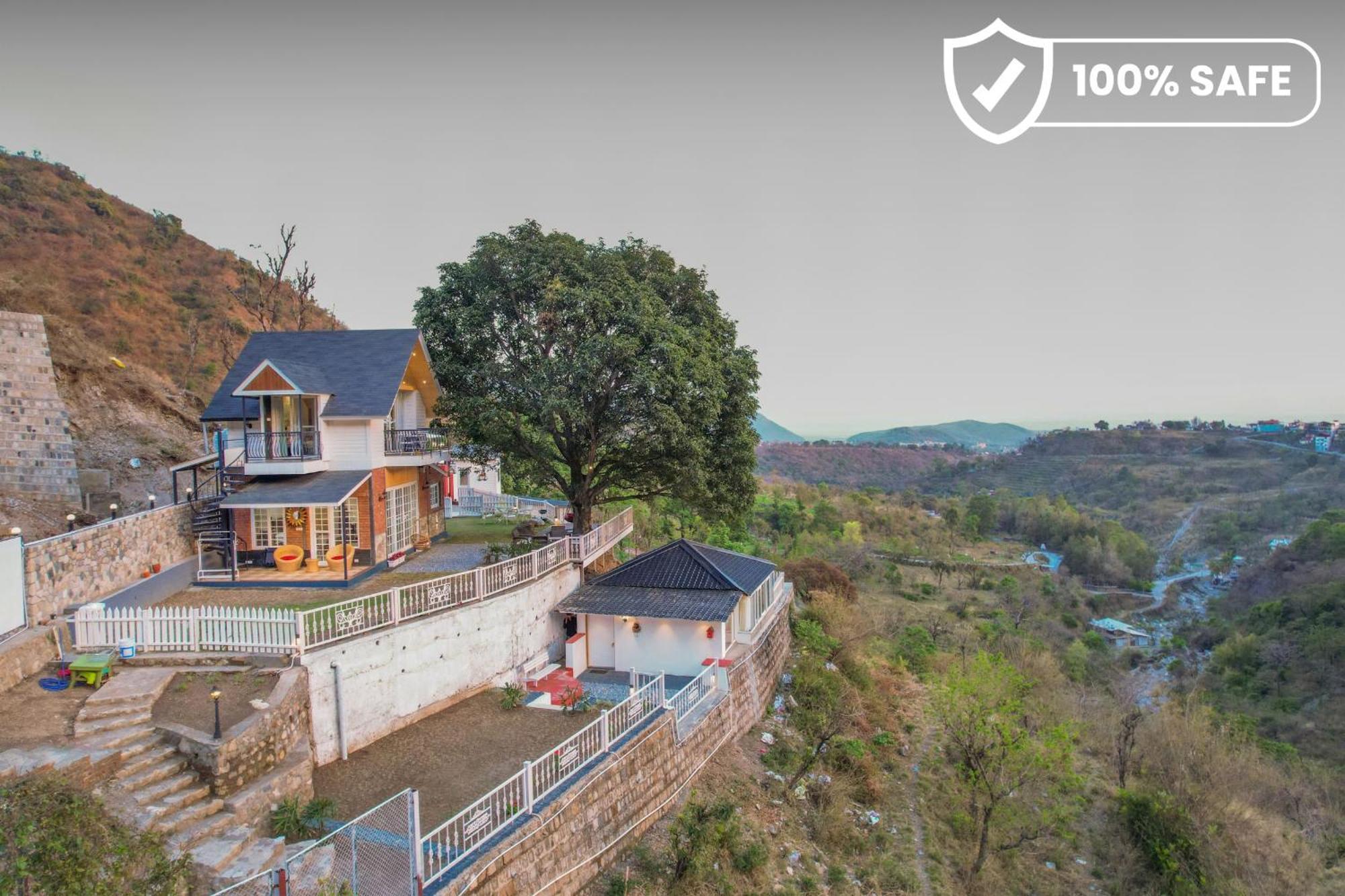 Saffronstays Woodpeckers Villa, Dehradun Rājpur エクステリア 写真